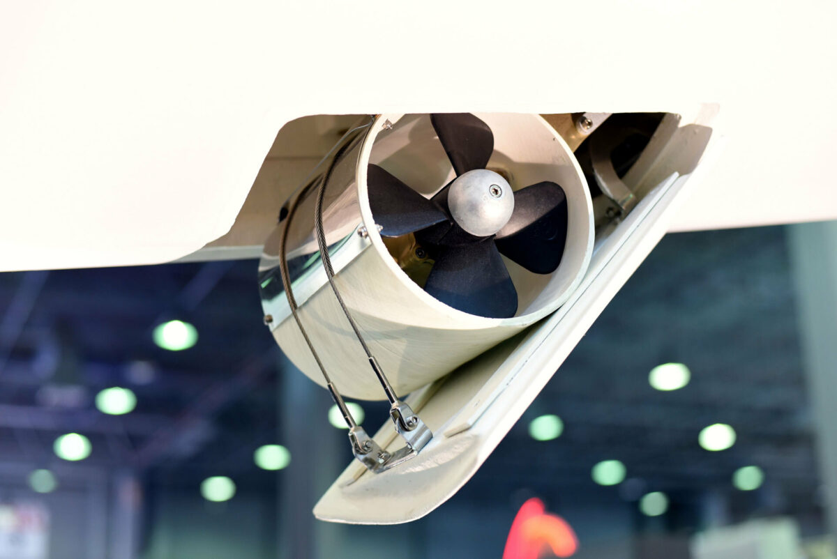 Bow Thrusters Powered By Lithium Batteries