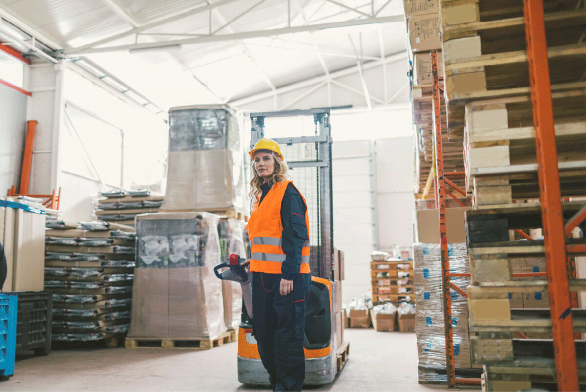 How To Get Better Efficiency With Small Warehouse Operations