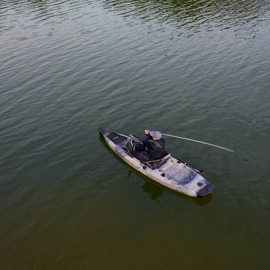 https://relion-battery.s3.us-east-1.amazonaws.com/images/hero/_zPattern/Kayak-Fishing-with-lifepo4-batteries.jpg