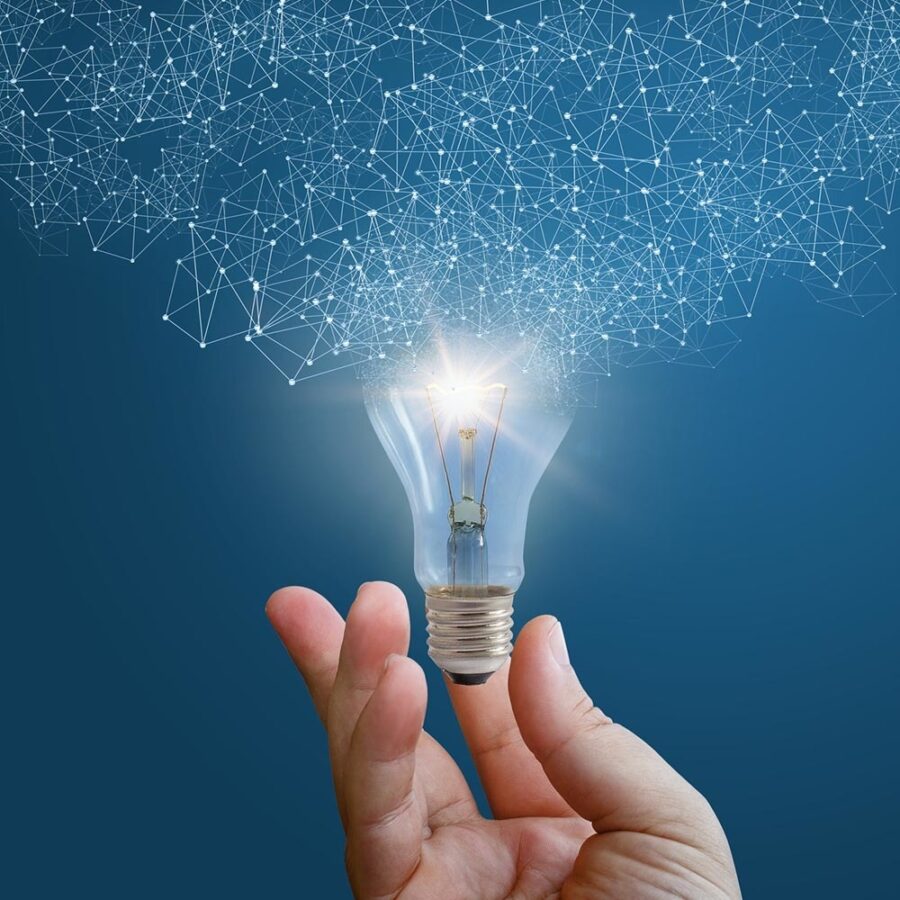 https://relion-battery.s3.us-east-1.amazonaws.com/images/hero/_zPattern/RELiON-Innovation.jpg
