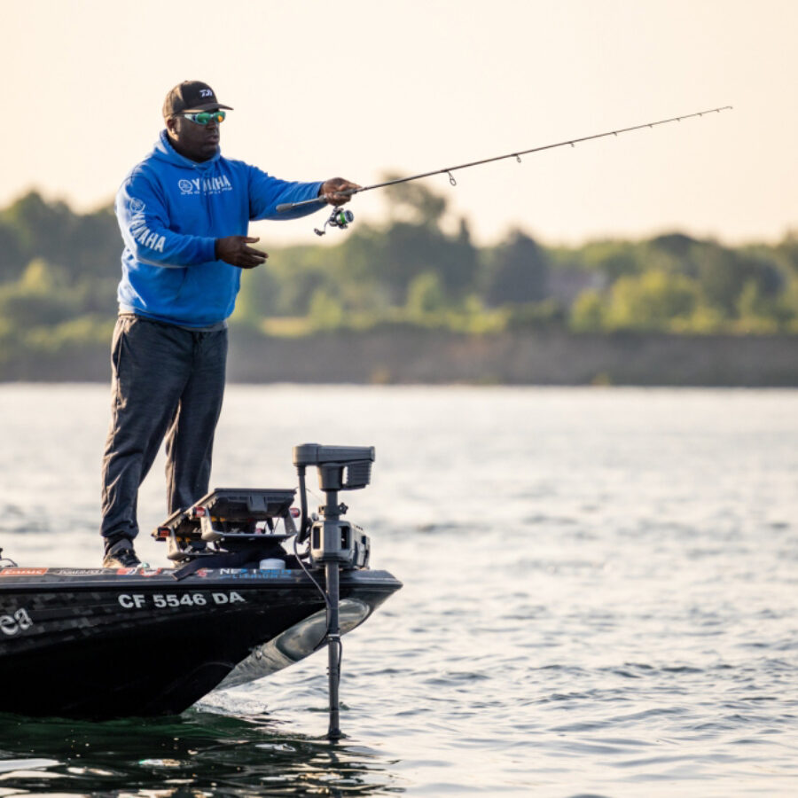 https://relion-battery.s3.us-east-1.amazonaws.com/images/hero/_zPattern/ish-monroe-fishing.jpg