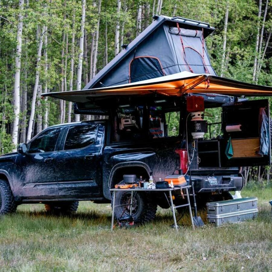 https://relion-battery.s3.us-east-1.amazonaws.com/images/hero/_zPattern/overland-vehicle-batteries.jpg