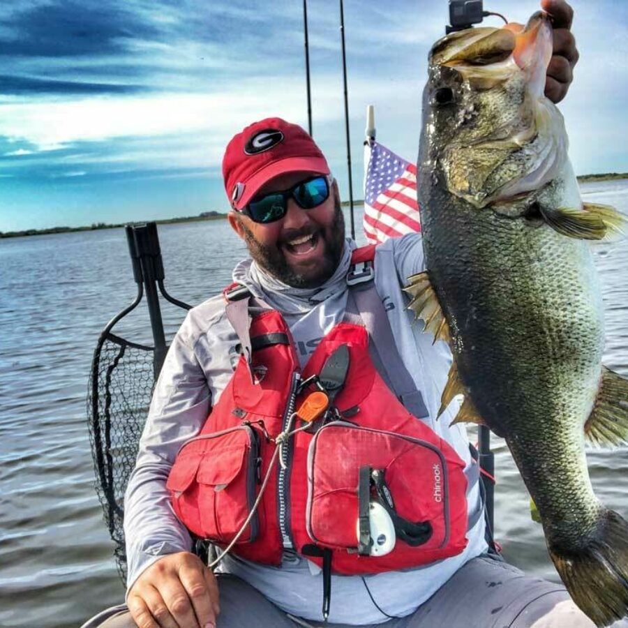 https://relion-battery.s3.us-east-1.amazonaws.com/images/hero/_zPattern/switching-to-lithium-for-kayak-fishing.jpg