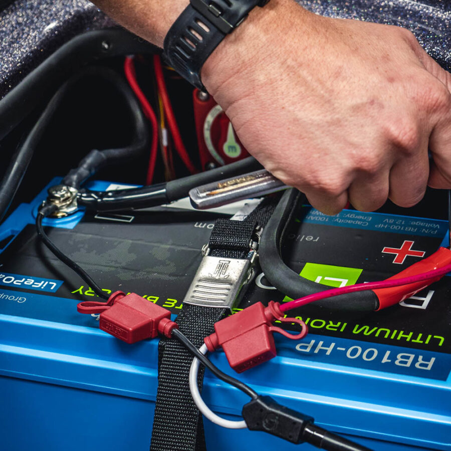 https://relion-battery.s3.us-east-1.amazonaws.com/misc/_zPattern/starting-battery.jpg